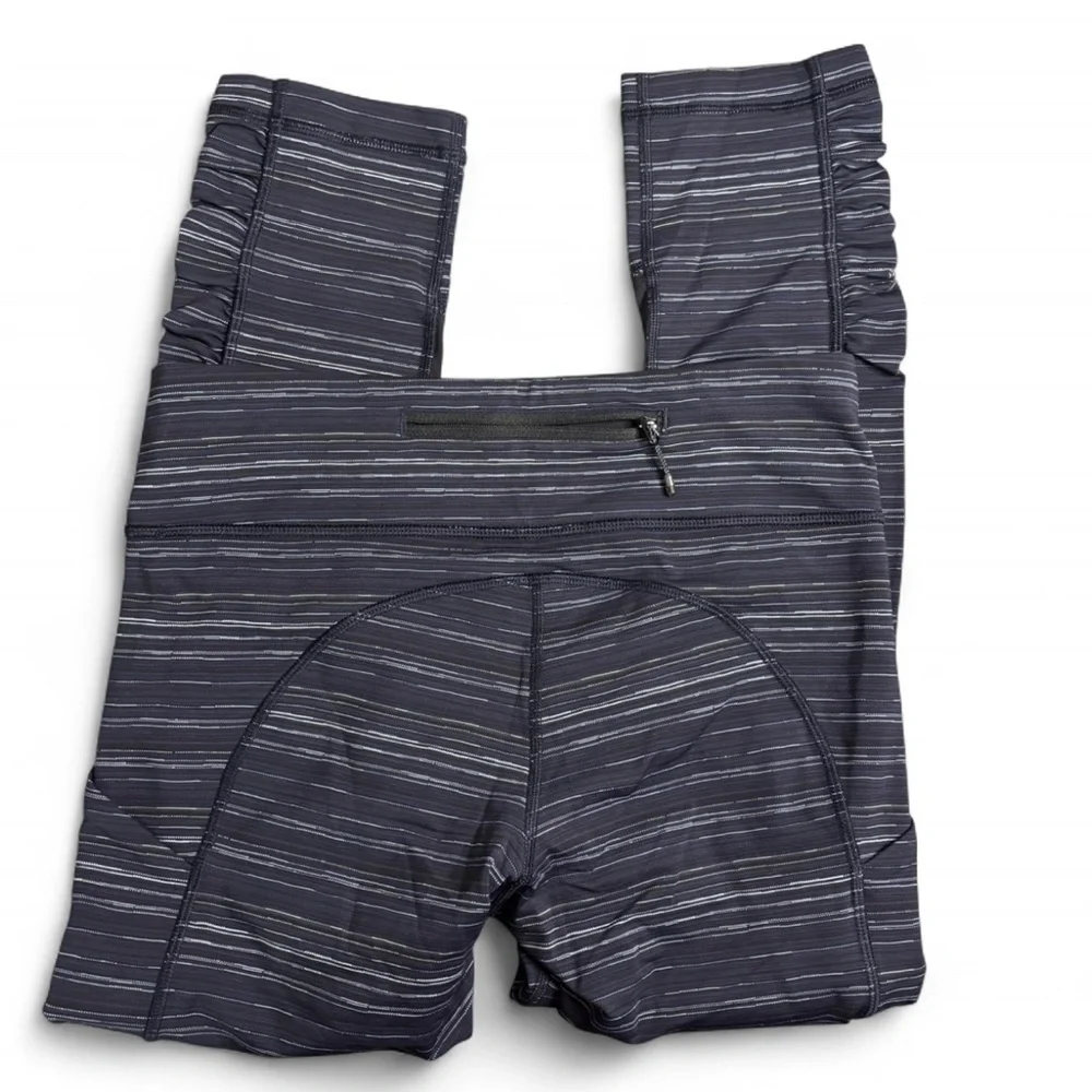 Lululemon Pace Rival Crop Leggings – Cyber Stripe Naval Blue Size 6